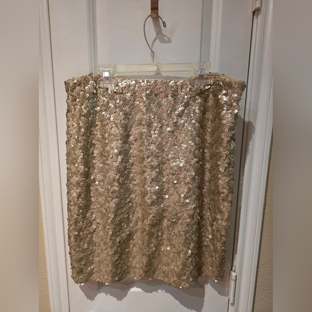 Gold Sequin Pencil Skirt - Women's Elegant Party Skirt Medium - Picture 5 of 10